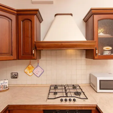 Housmart Milazzo 5 *
