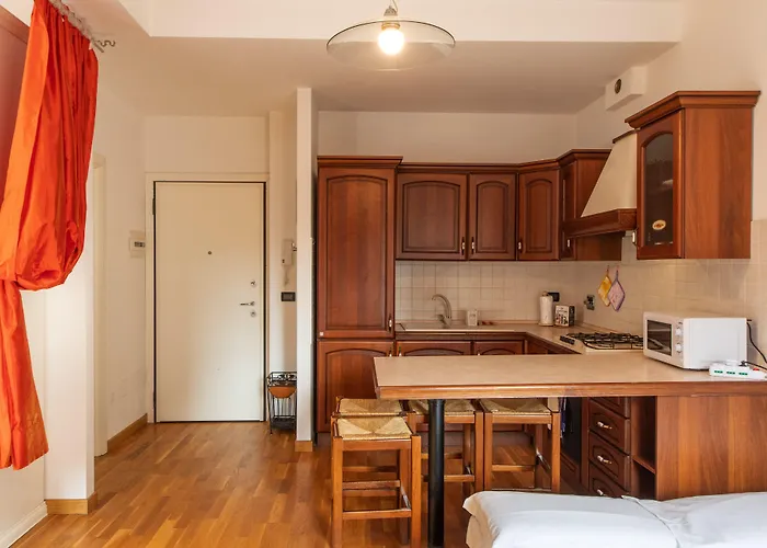 Housmart Milazzo 5 شقة *