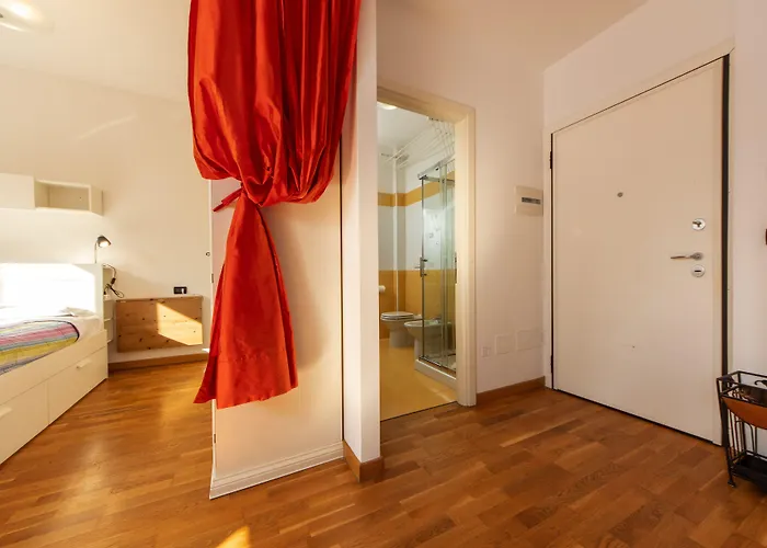 Housmart Milazzo 5 *